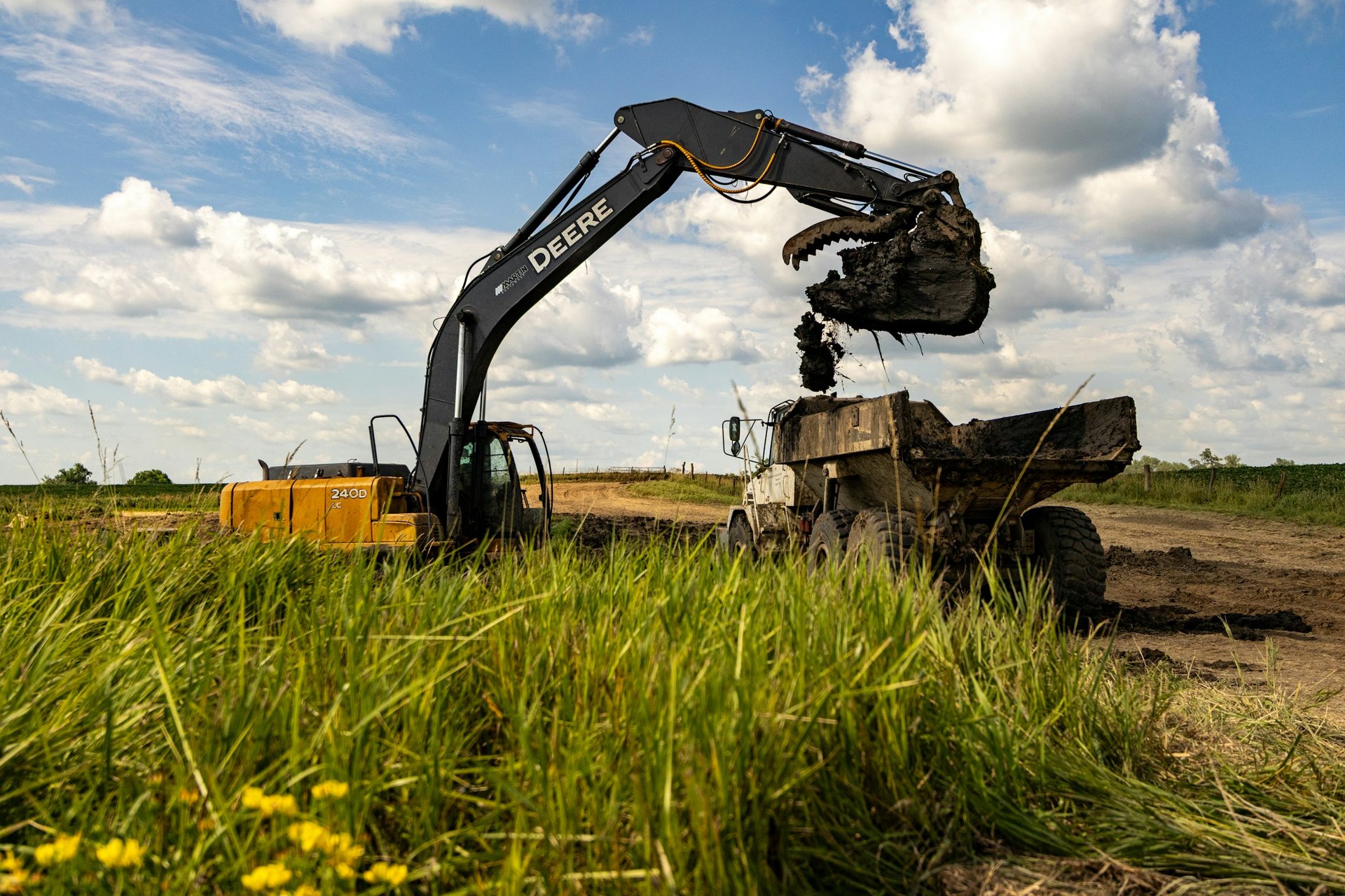 Building Resilient Infrastructure in Post-Conflict Environments